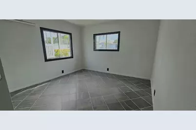 21511 NW 3rd Street, Pembroke Pines, FL 33029 - Photo 11