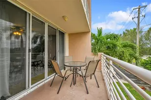 2711 Ocean Club Blvd, Hollywood, FL 33019 - Photo 15