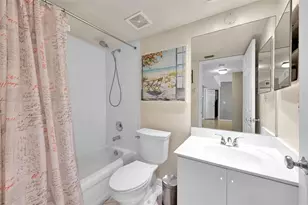 2711 Ocean Club Blvd, Hollywood, FL 33019 - Photo 13