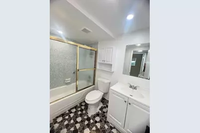 8515 Sunrise Lakes Boulevard #303, Sunrise, FL 33322 - Photo 9