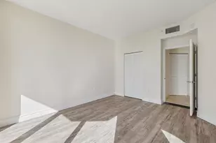 7330 Ocean Terrace, Miami Beach, FL 33141 - Photo 21