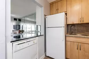 851 Atlantic Shores Blvd, Hallandale Beach, FL 33009 - Photo 15