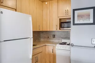 851 Atlantic Shores Blvd, Hallandale Beach, FL 33009 - Photo 17