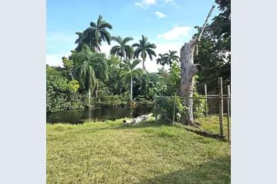 370 NW 65th Avenue, Plantation, FL 33317 - Photo 9