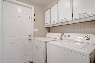 21851 S Heritage Cir, Pembroke Pines, FL 33029 - Photo 7