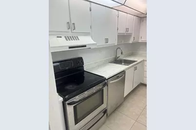 6301 N University Drive #310, Tamarac, FL 33321 - Photo 17