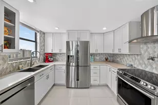 1010 S Ocean Blvd, Pompano Beach, FL 33062 - Photo 9