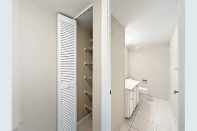 1147 Hillsboro Mile #506, Pompano Beach, FL 33062 - Photo 15