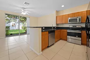 8299 SW 27th St, Miramar, FL 33025 - Photo 9