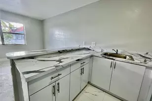 874 SW 10th Dr, Pompano Beach, FL 33060 - Photo 5