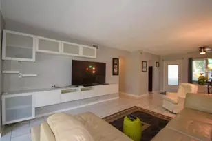 2161 NE 42nd Ct, Pompano Beach, FL 33064 - Photo 11