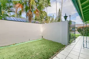 5614 Hammock Ln, Lauderhill, FL 33319 - Photo 53