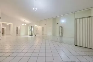 5614 Hammock Ln, Lauderhill, FL 33319 - Photo 5