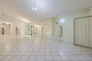 5614 Hammock Ln, Lauderhill, FL 33319 - Photo 5