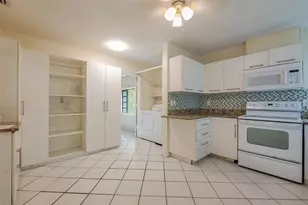 5614 Hammock Ln, Lauderhill, FL 33319 - Photo 7