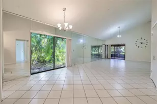 5614 Hammock Ln, Lauderhill, FL 33319 - Photo 3