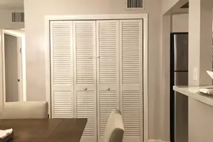 4060 N Hills Dr, Hollywood, FL 33021 - Photo 17