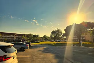 9001 Sunrise Lakes Blvd, Sunrise, FL 33322 - Photo 25