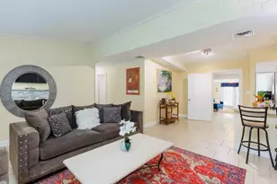 279 Hach Ln, West Palm Beach, FL 33415 - Photo 5