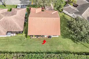 10940 Cypress Run Cir, Coral Springs, FL 33071 - Photo 23