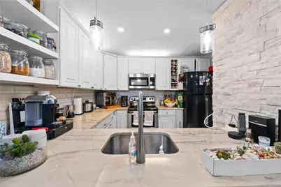 3387 Cocoplum Circle #3387, Pompano Beach, FL 33063 - Photo 7