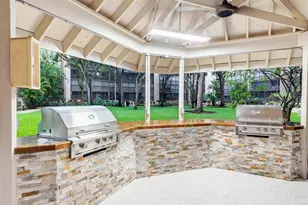 2802 N 46th Ave, Hollywood, FL 33021 - Photo 37