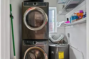 2757 NE 14th Ave, Wilton Manors, FL 33334 - Photo 45