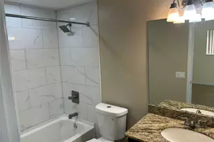 4622 Holly Lake Dr, Lake Worth, FL 33463 - Photo 11