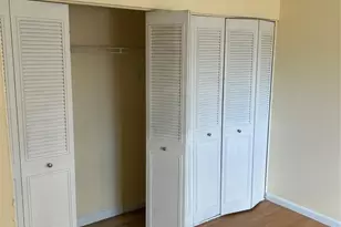 4622 Holly Lake Dr, Lake Worth, FL 33463 - Photo 15