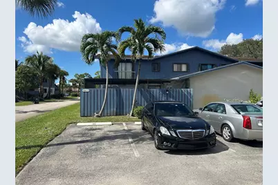 4622 Holly Lake Drive #4622, Lake Worth, FL 33463 - Photo 1