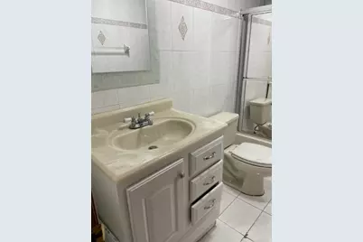 10000 NW 80th Court #2163, Hialeah Gardens, FL 33016 - Photo 5