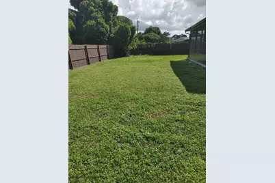 313 NE Glentry Avenue, Port Saint Lucie, FL 34983 - Photo 15