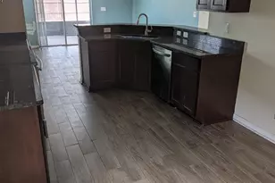 313 NE Glentry Ave, Port Saint Lucie, FL 34983 - Photo 3