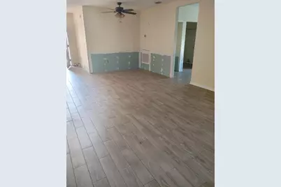 313 NE Glentry Avenue, Port Saint Lucie, FL 34983 - Photo 9