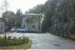 816 NW 3rd St, Fort Lauderdale, FL 33311 - Photo 1