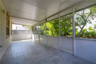 10825 Morningstar Dr, Hollywood, FL 33026 - Photo 21