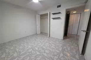 9470 Tangerine Pl, Davie, FL 33324 - Photo 7