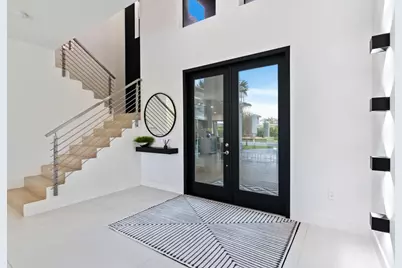 2001 Meadows Drive, Davie, FL 33324 - Photo 5