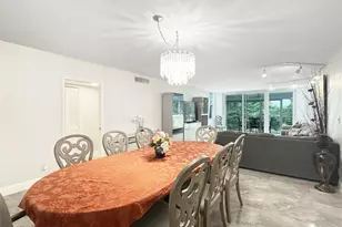 3505 Oaks Way, Pompano Beach, FL 33069 - Photo 7