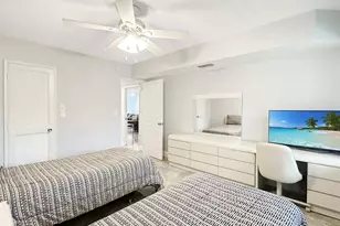 3505 Oaks Way, Pompano Beach, FL 33069 - Photo 13