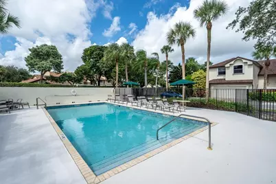 151 SW 95th Terrace #106, Hollywood, FL 33025 - Photo 3