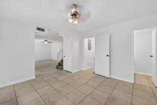 9110 SW 22nd Ct, Davie, FL 33324 - Photo 19