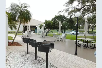 3300 W Rolling Hills Circle #610, Davie, FL 33328 - Photo 19