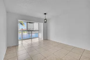 2851 E Sunrise Lakes Dr Unit, Sunrise, FL 33322 - Photo 17