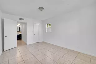 2851 E Sunrise Lakes Dr Unit, Sunrise, FL 33322 - Photo 25