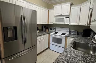 1948 NE 2nd St, Deerfield Beach, FL 33441 - Photo 13