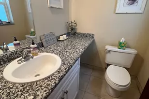 1948 NE 2nd St, Deerfield Beach, FL 33441 - Photo 15