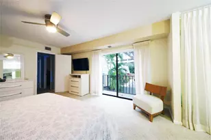 1700 Embassy Dr Unit, West Palm Beach, FL 33401 - Photo 13