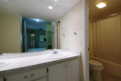 1700 Embassy Drive #504, West Palm Beach, FL 33401 - Photo 17