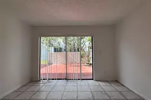 2609 N 40th Ave, Hollywood, FL 33021 - Photo 9